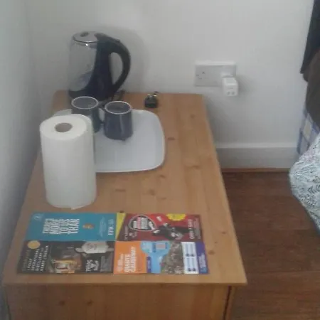 Homestay 64 The Iona Prospect Hill Finglas Rd. 11 *
